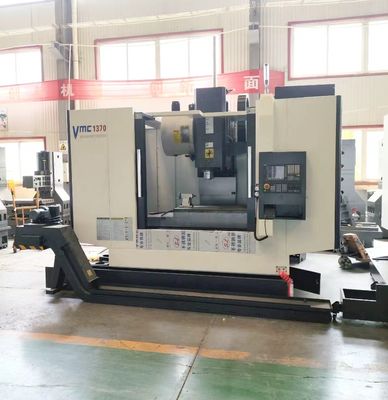 Fabricantes verticais Vmc1370 do centro fazendo à máquina do CNC do OEM 4axis